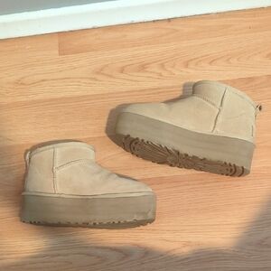 Women's Tan Platform Ankle Boots